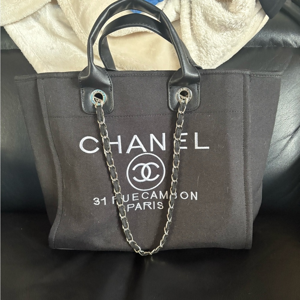 Tote shoulder bag
